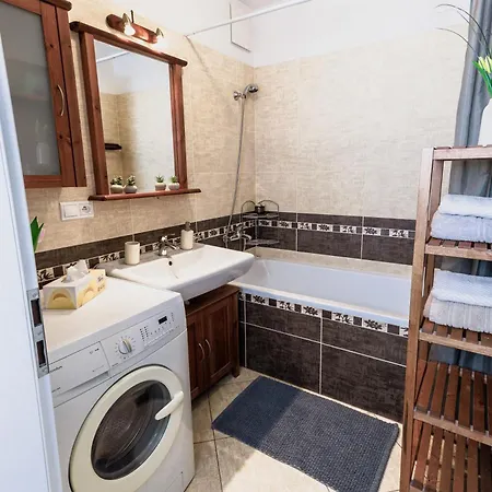 Sunny With Amazing Terrace On The 13th Floor Near Center Lägenhet *