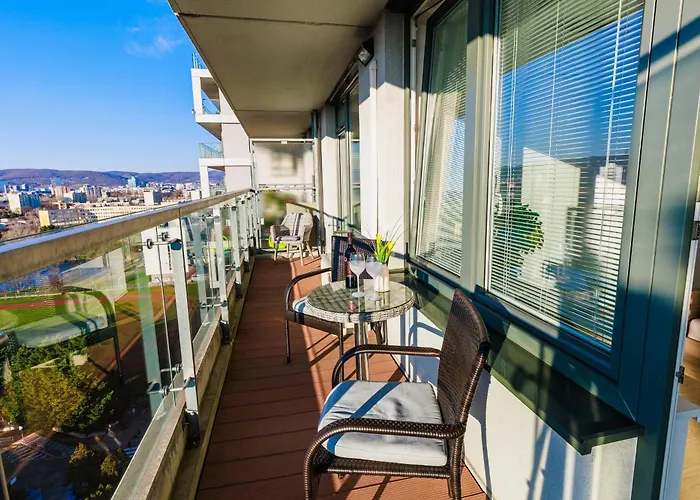Apartament Sunny With Amazing Terrace On The 13th Floor Near Center Bratysława